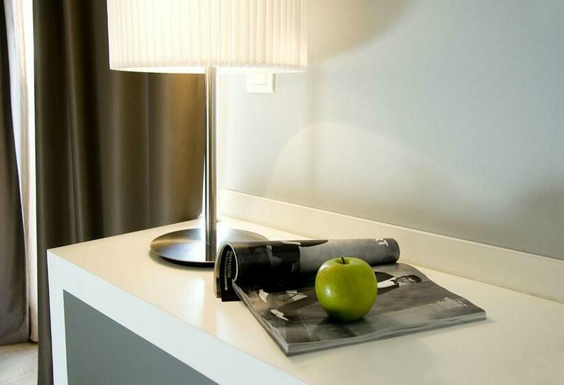 חדר סטנדרט יחיד, Cliphotel