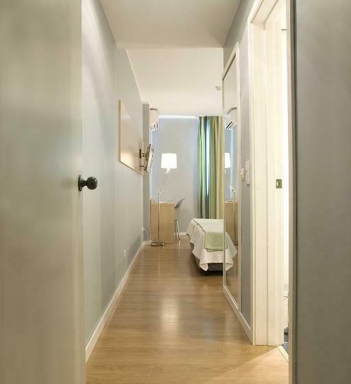 חדר סטנדרט יחיד, Cliphotel