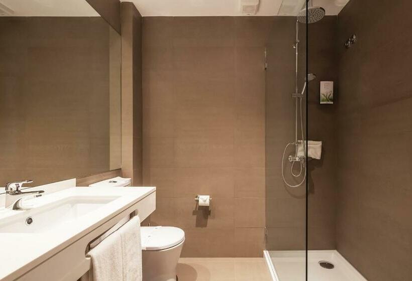 חדר סטנדרט יחיד, Cliphotel