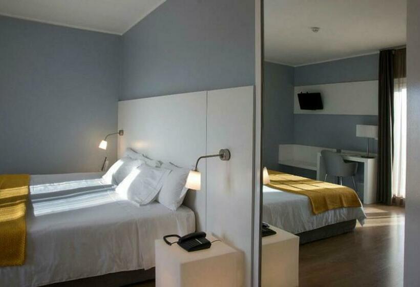 חדר סופריור עם מרפסת, Cliphotel