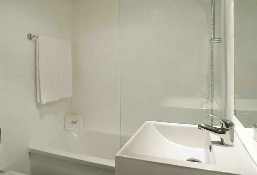 Номер Superior с Балконом, Cliphotel