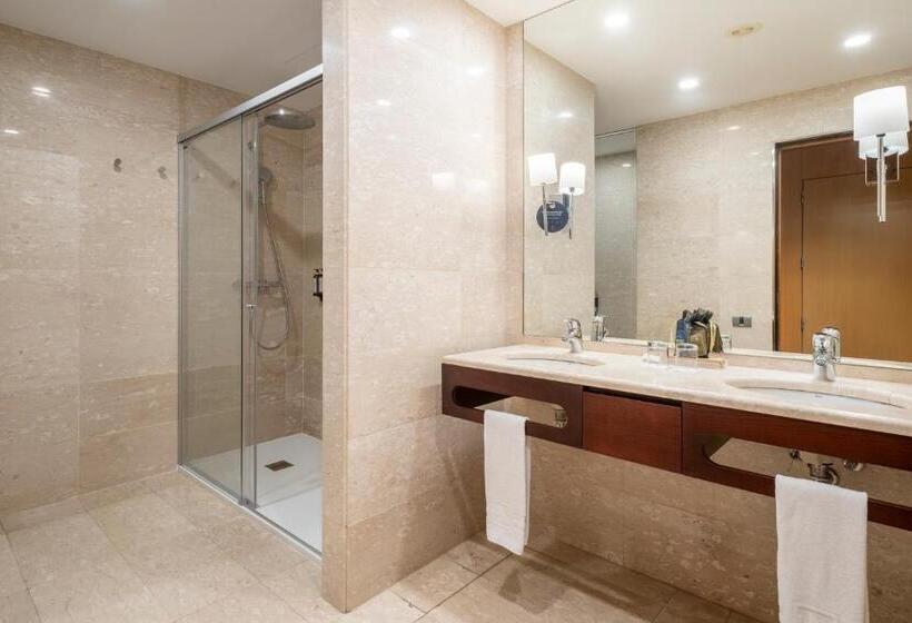 Номер Superior, Eurostars Grand Marina Hotel Gl