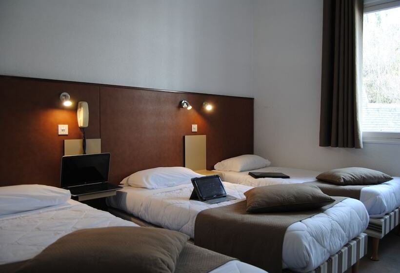 اتاق استاندارد چهار تخته, Adonis Lourdes Notre Dame de La Sarte