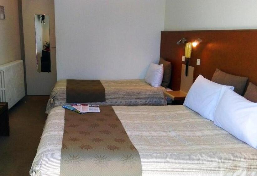 اتاق استاندارد سه نفره, Adonis Lourdes Notre Dame de La Sarte