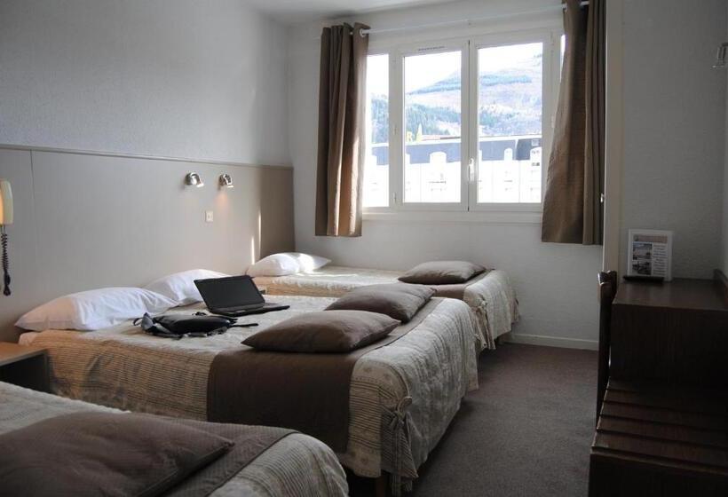 اتاق استاندارد چهار تخته, Adonis Lourdes Notre Dame de La Sarte