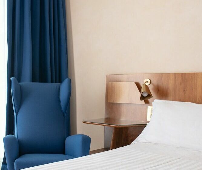 اتاق کلاسیک, Royal Continental