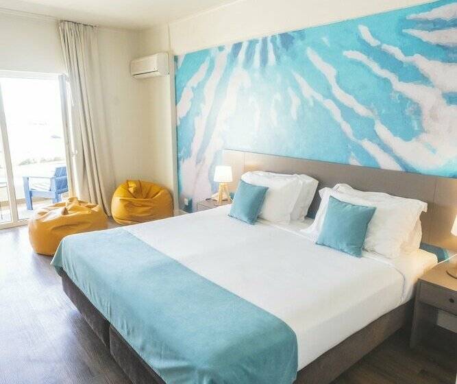 스탠다드 룸 풀장 전망, Star Inn Peniche