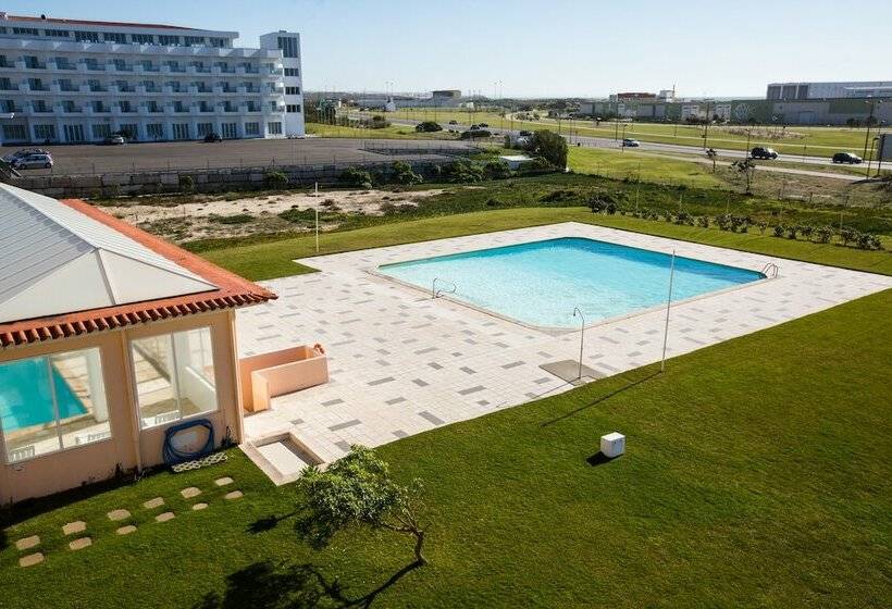 스탠다드 룸 풀장 전망, Star Inn Peniche