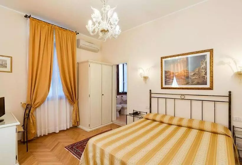 اتاق سوپریور, Villa Casanova