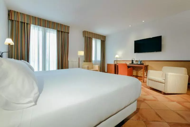 اتاق سوپریور, Sercotel Toledo Renacimiento