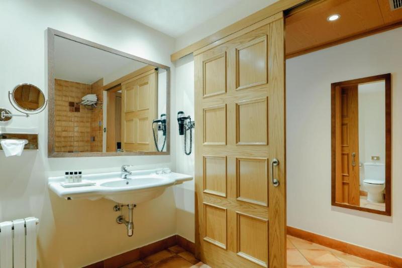 Chambre Supérieure, Sercotel Toledo Renacimiento