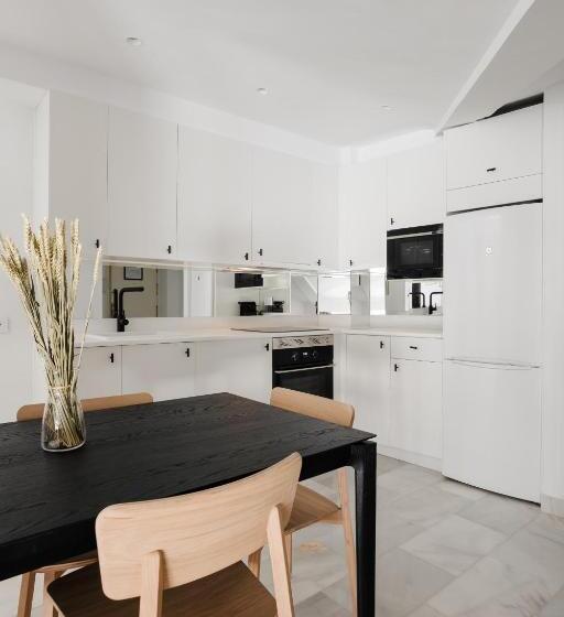 آپارتمان 3 خوابه, Sonder Santa Ana