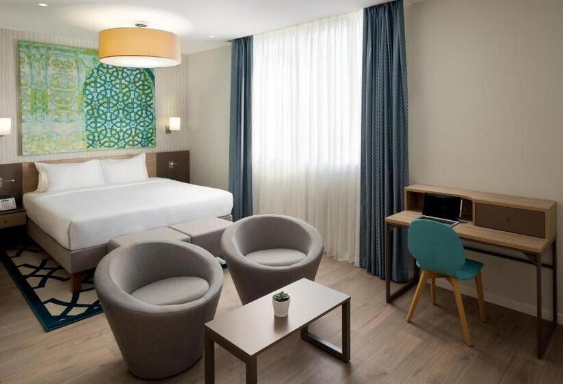 标准工作室, Adagio Jeddah City Center