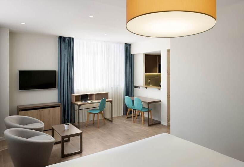 标准工作室, Adagio Jeddah City Center