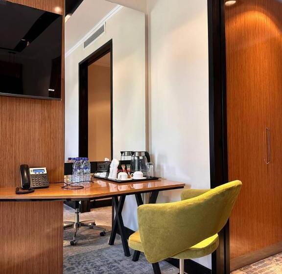 اتاق لوکس با بالکن, Bukhara