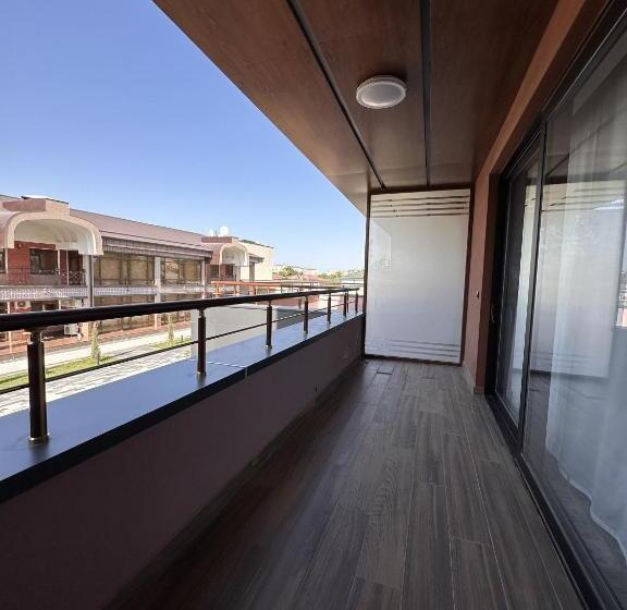 اتاق لوکس با بالکن, Bukhara