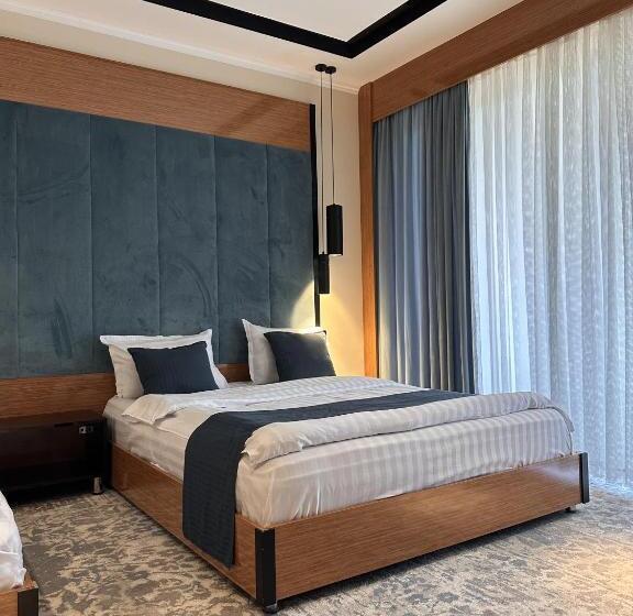 اتاق استاندارد با بالکن, Bukhara