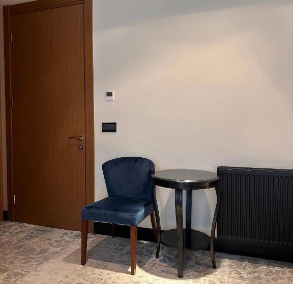 اتاق استاندارد با بالکن, Bukhara