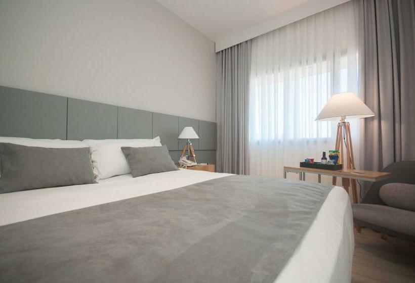 اتاق استاندارد با تخت بزرگ برای معلولان, Dazzler By Wyndham Ciudad Del Este