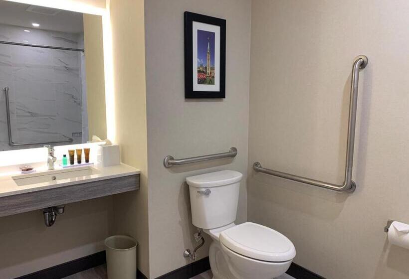 身障者適用スタンダードルーム, Wingate By Wyndham Kanata West Ottawa