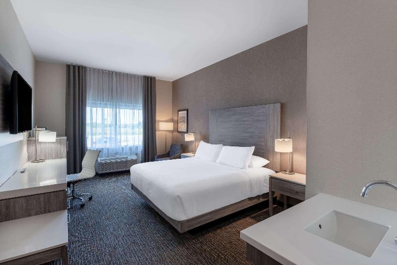 Номер Стандарт, Wingate By Wyndham Kanata West Ottawa