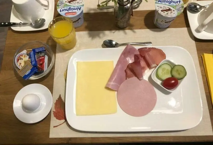 スタンダードルーム, Zum Schiffchen