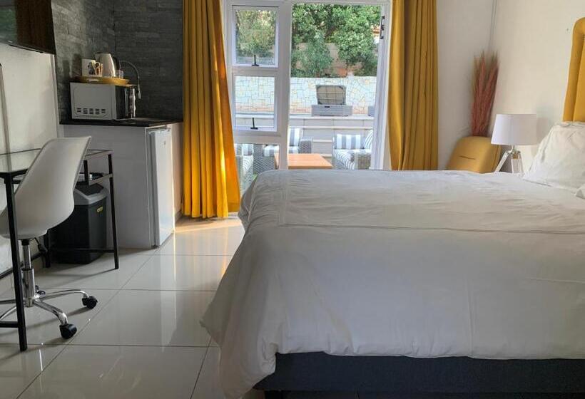풀장 전망 스위트, Ouklip Place Hotels
