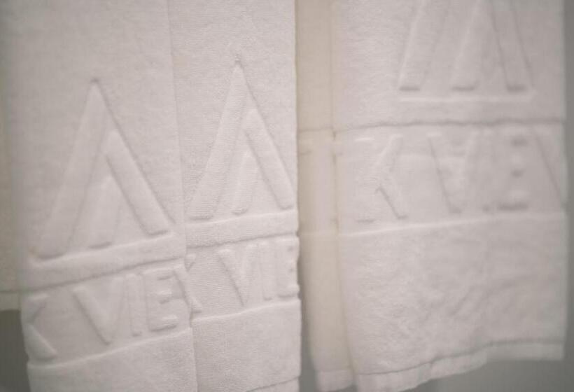 2 Sovrums Familjesvit, Tk View Hotel & Apartment