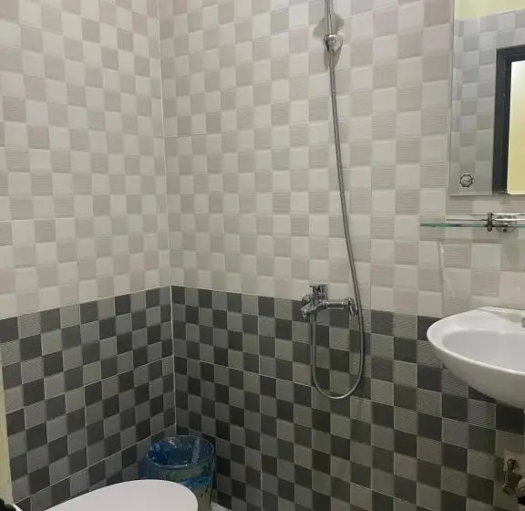 اتاق اکونومی, Tuongmai Home