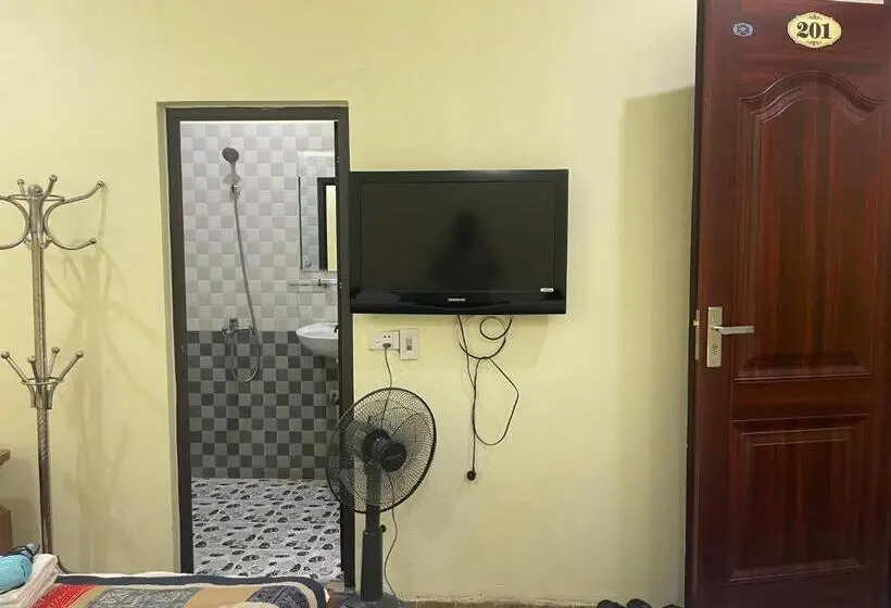 اتاق اکونومی, Tuongmai Home