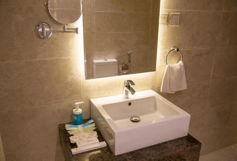 1 Bedroom Penthouse Apartment, Emerald Residence