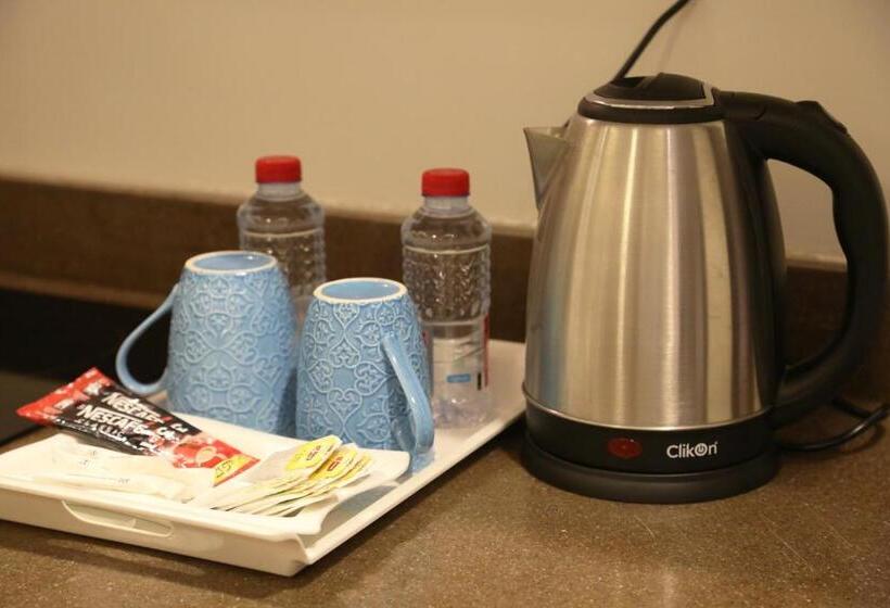 דירת פנטהאוז 1 חדרי שינה, Emerald Residence