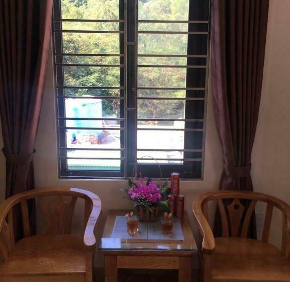 اتاق لوکس, Minh đức