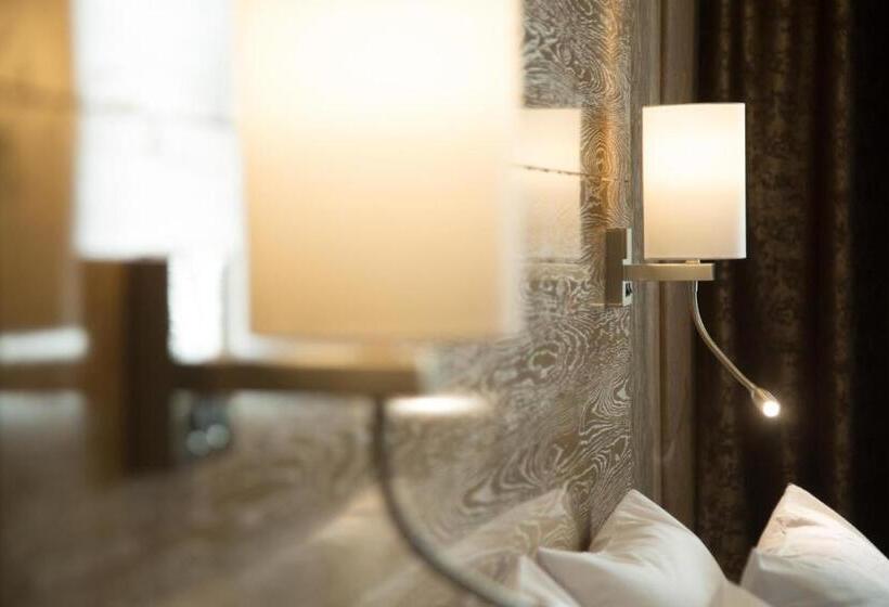 디럭스 룸, Uzbekistan