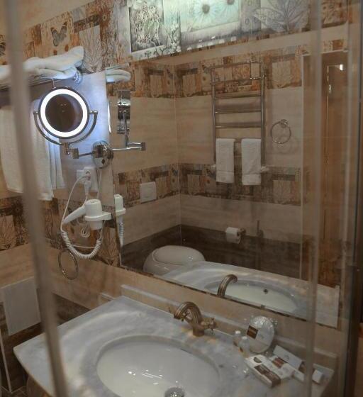 패밀리 룸, Uzbekistan