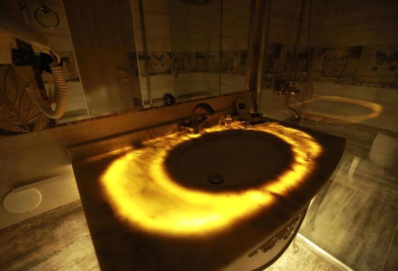 패밀리 룸, Uzbekistan