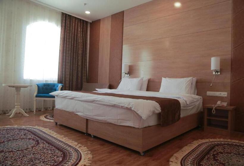 4인용 스탠다드 룸, Uzbekistan