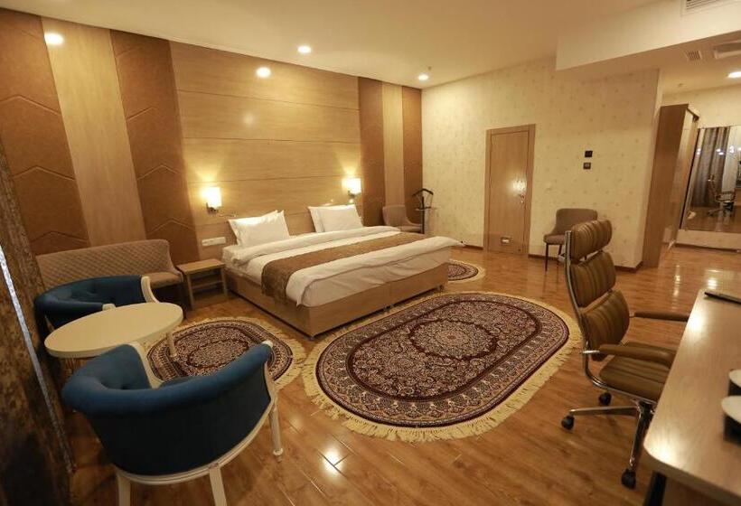 4인용 스탠다드 룸, Uzbekistan