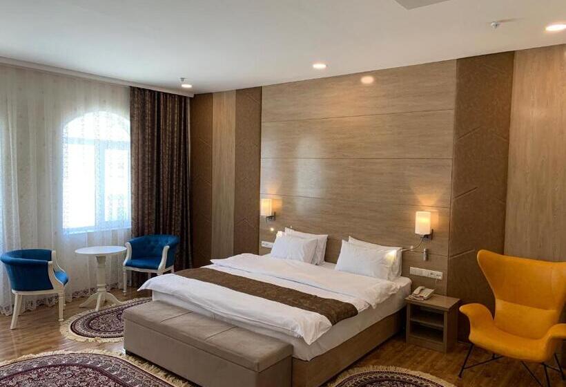 4인용 스탠다드 룸, Uzbekistan