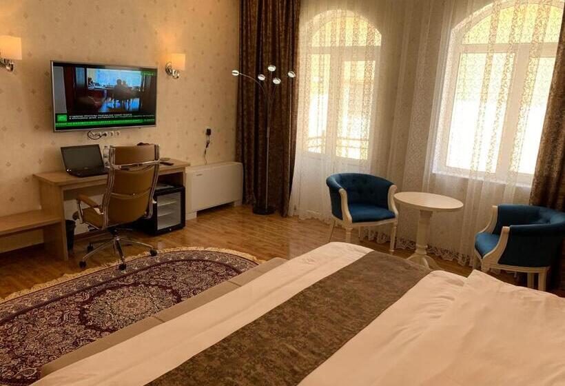 4인용 스탠다드 룸, Uzbekistan