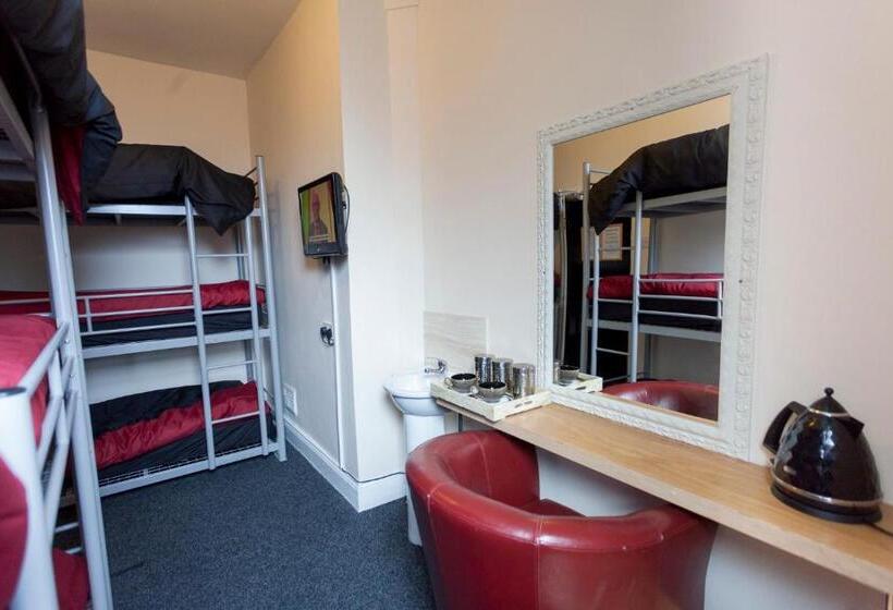 四人标准间, Fenham Hotel Express