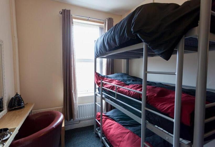 四人标准间, Fenham Hotel Express