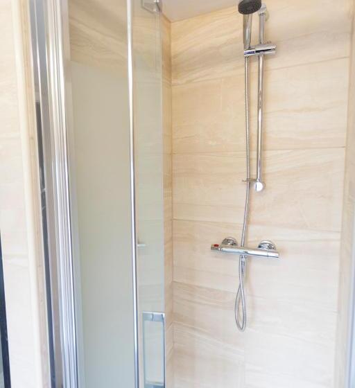 带共用浴室的标准房间, Fenham Hotel Express