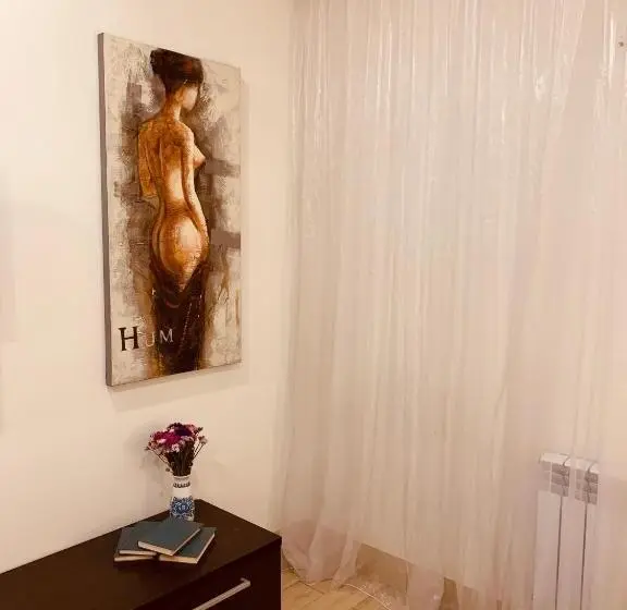 اتاق استاندارد با تخت بزرگ, Wine & Rose Boutique