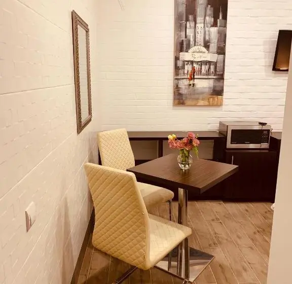 اتاق سوپریور با تخت بزرگ, Wine & Rose Boutique