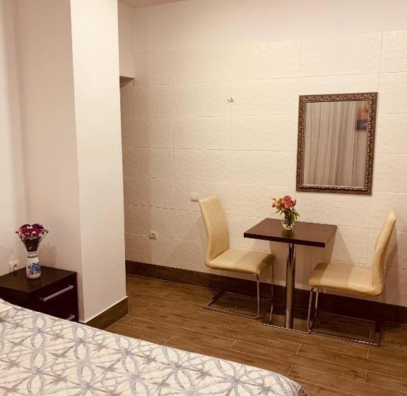 חדר סופריור עם מיטת קינג, Wine & Rose Boutique