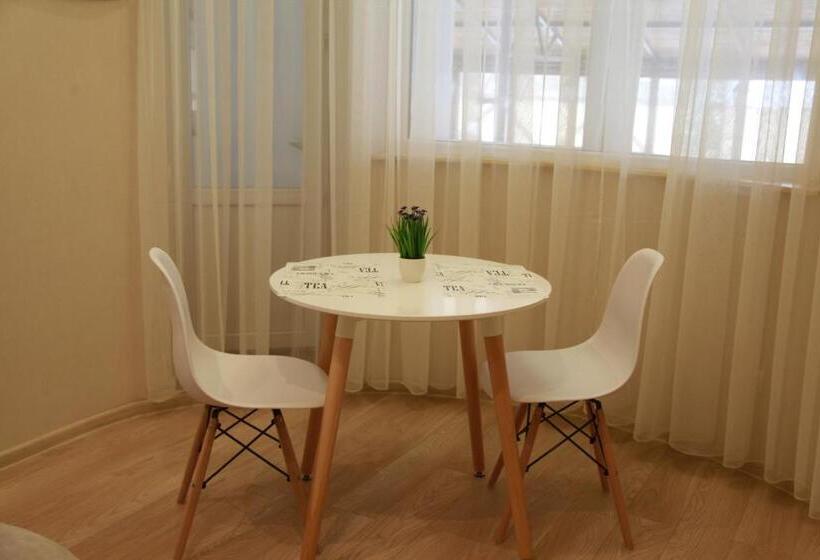 חדר דלוקס עם מרפסת, Wine & Rose Boutique