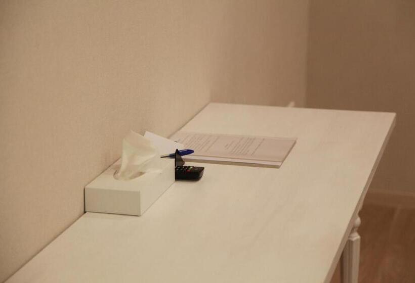 חדר דלוקס עם מרפסת, Wine & Rose Boutique