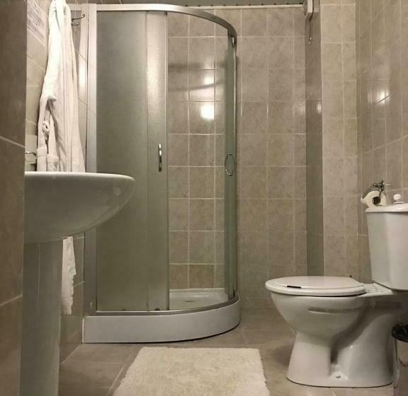 سوئیت جونیور خانوادگی, жеруйык отель