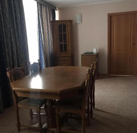 سوییت, жеруйык отель